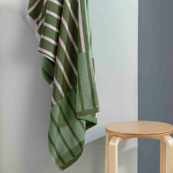 Toalla de Cuerpo Dúo Multifranjas 70x140 cm 450gr Verde/Rosa