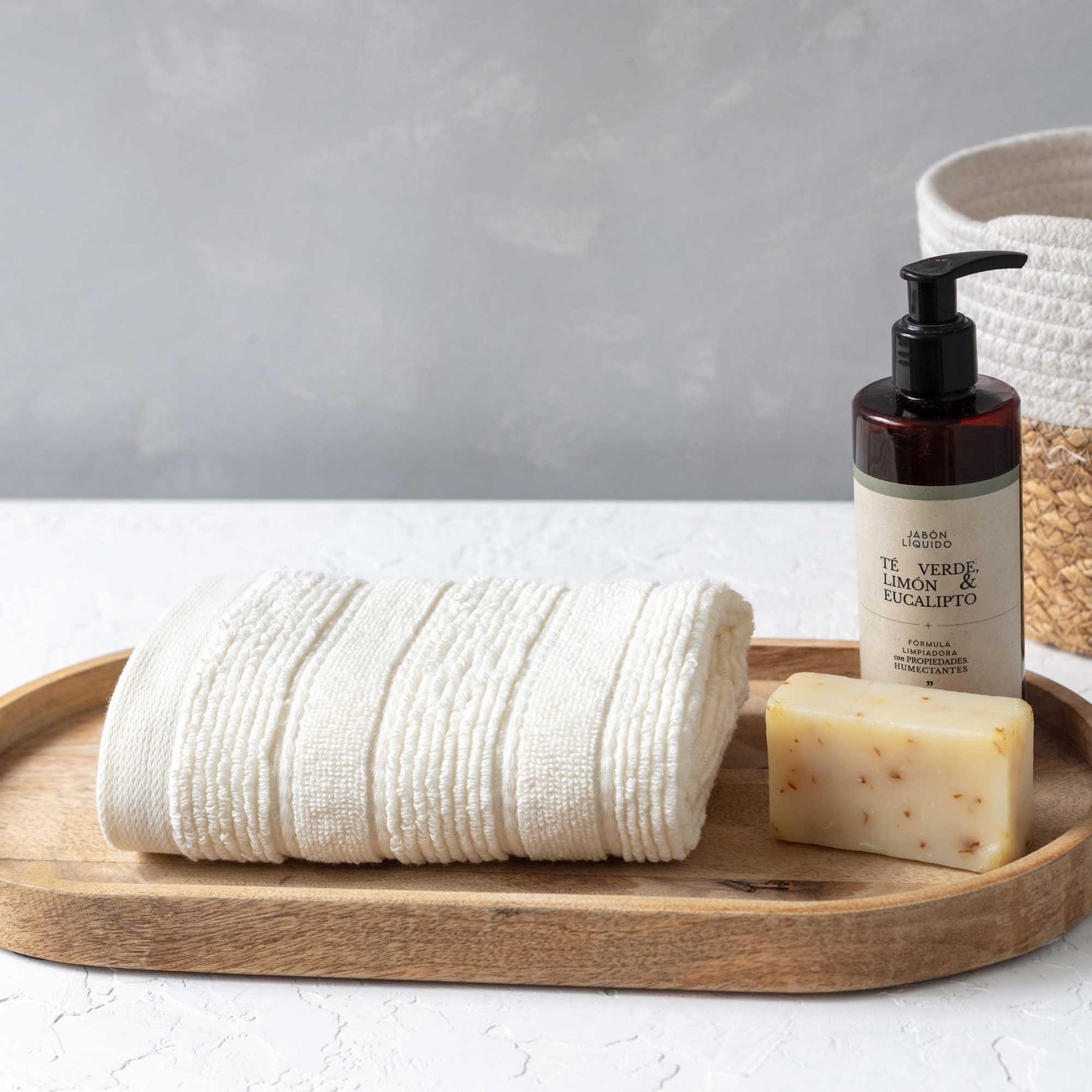Toalla de Manos Almendro 040x070cm 450gr Blanco - Fatelares  | Toallas de baño y productos de hogar