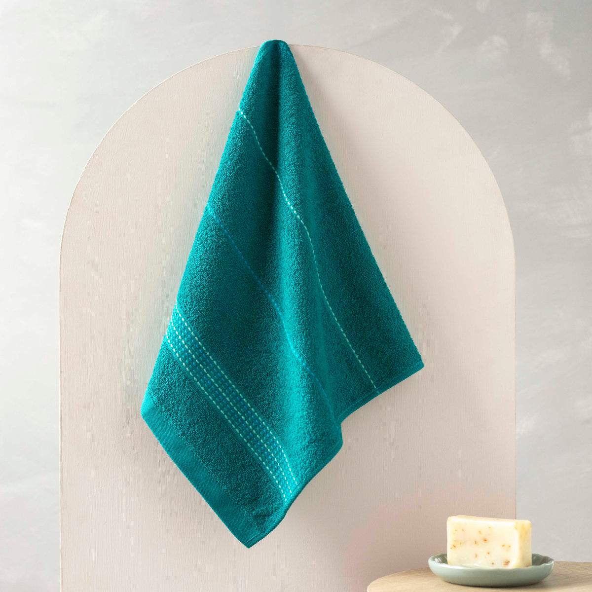 Toalla de Manos Ambar 40x70cm 400gr - Fatelares  | Toallas de baño y productos de hogar