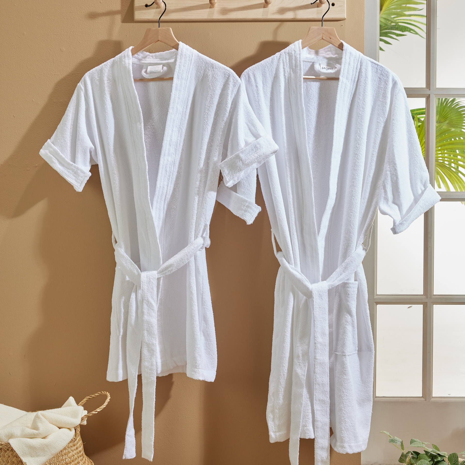 Set de Batas Verano Femenina y Masculina Blanco 320gr - Fatelares  | Toallas de baño y productos de hogar