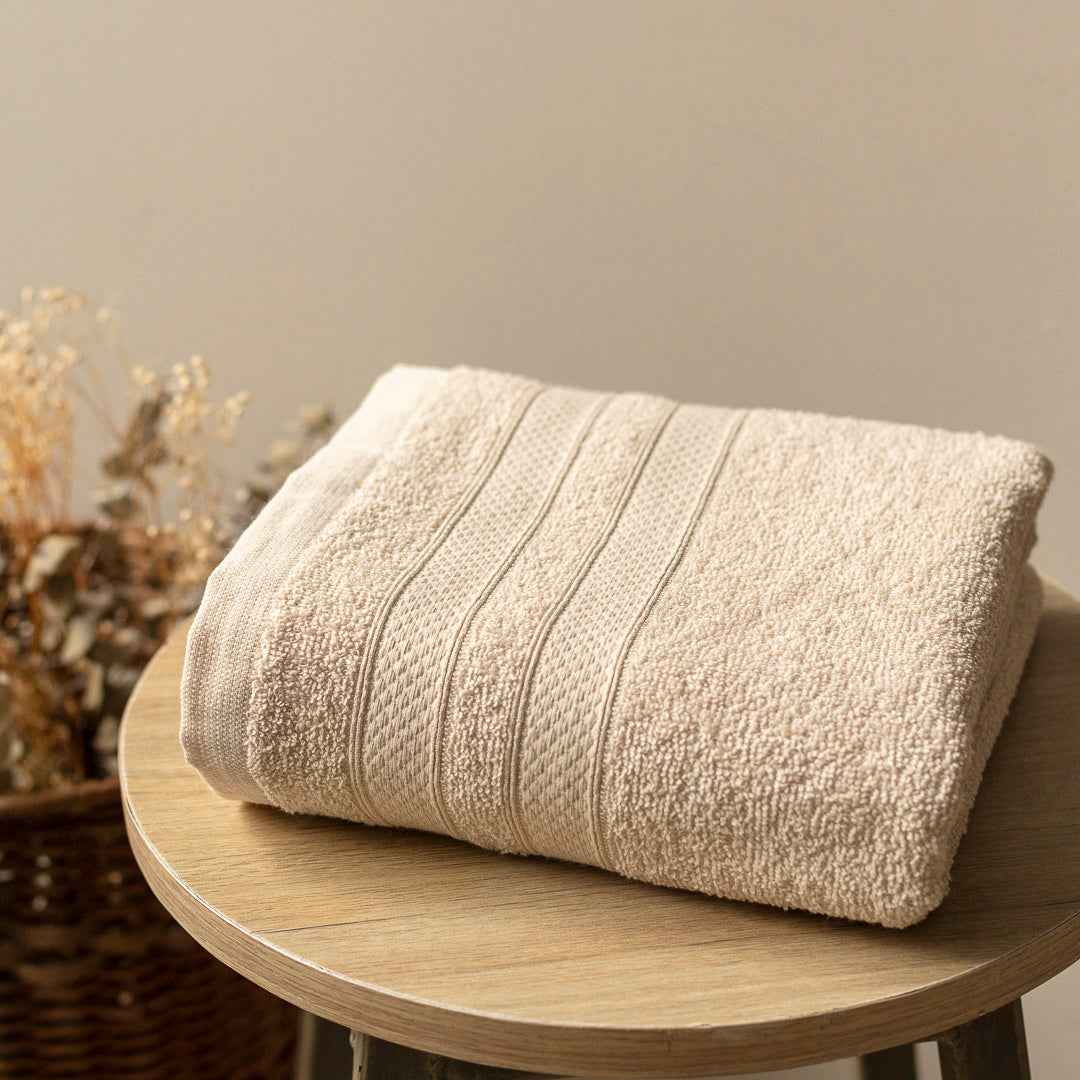 Toalla de Cuerpo Angelica 70x130cm 350gr Beige Clavel