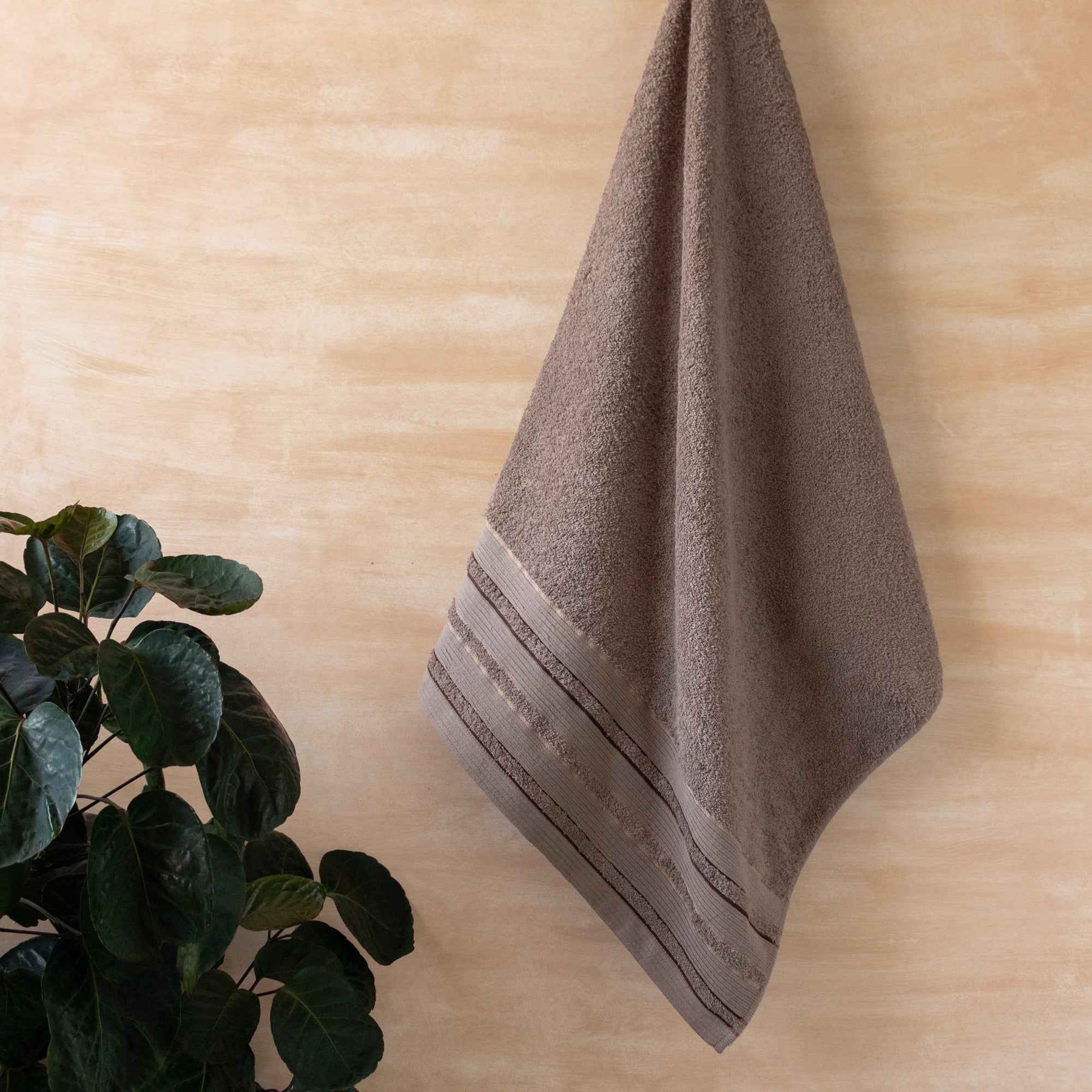 Toalla de Cuerpo Cocoa 70x140cm 550gr Tabaco