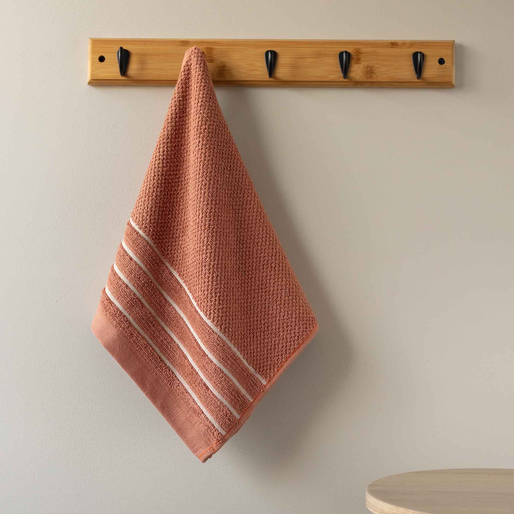Toalla de Manos Fique 40x70cm 500gr Rosa - Fatelares  | Toallas de baño y productos de hogar