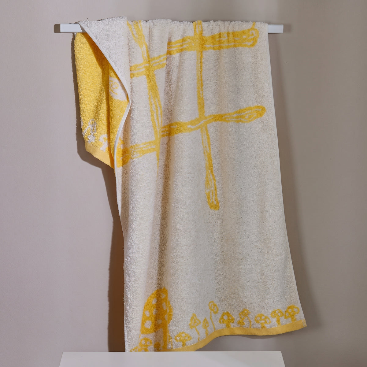 Toalla Infantil de Cuerpo Triki 70x140 cm 450 gr Amarillo