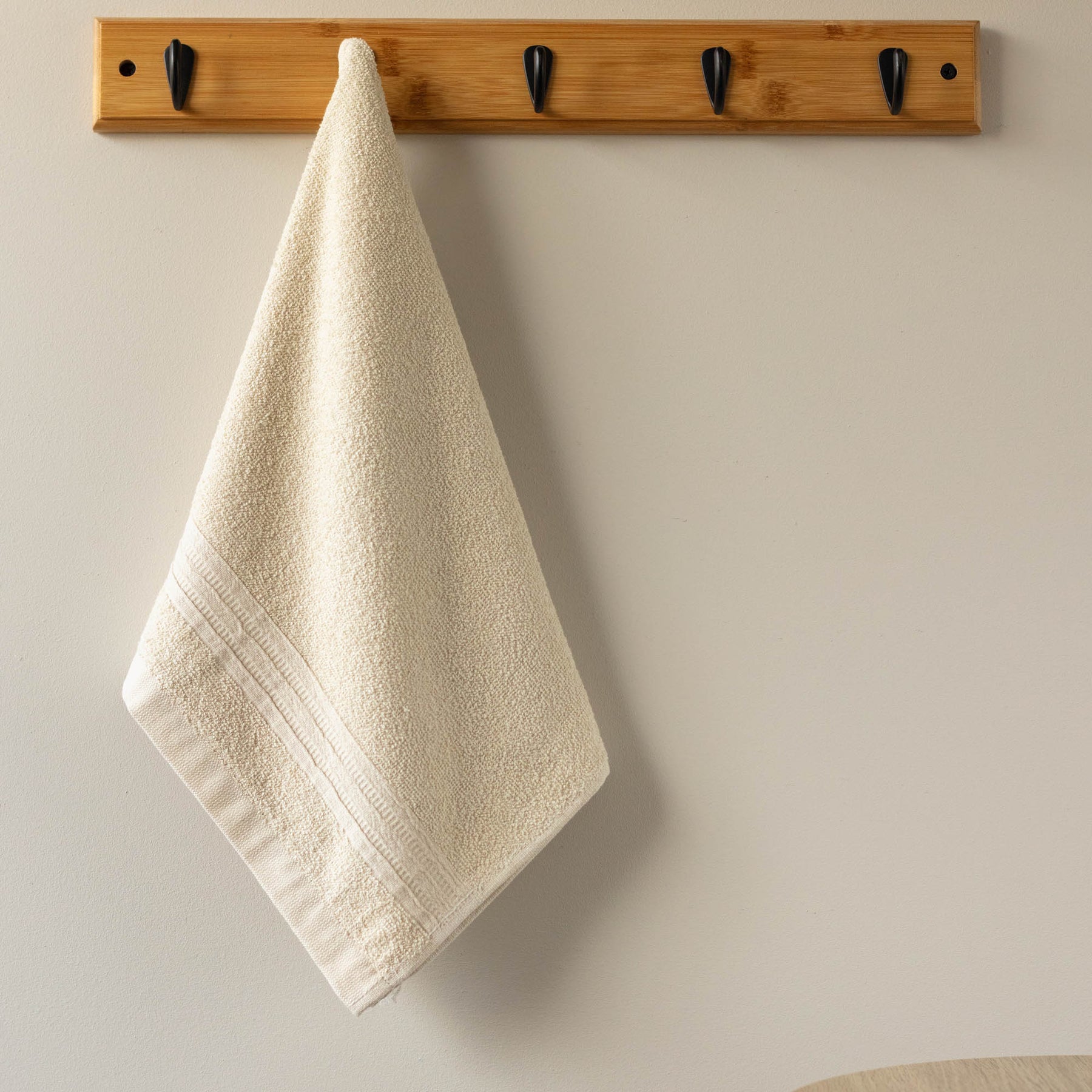 Toalla de Manos Murat 40x65cm 350gr Beige