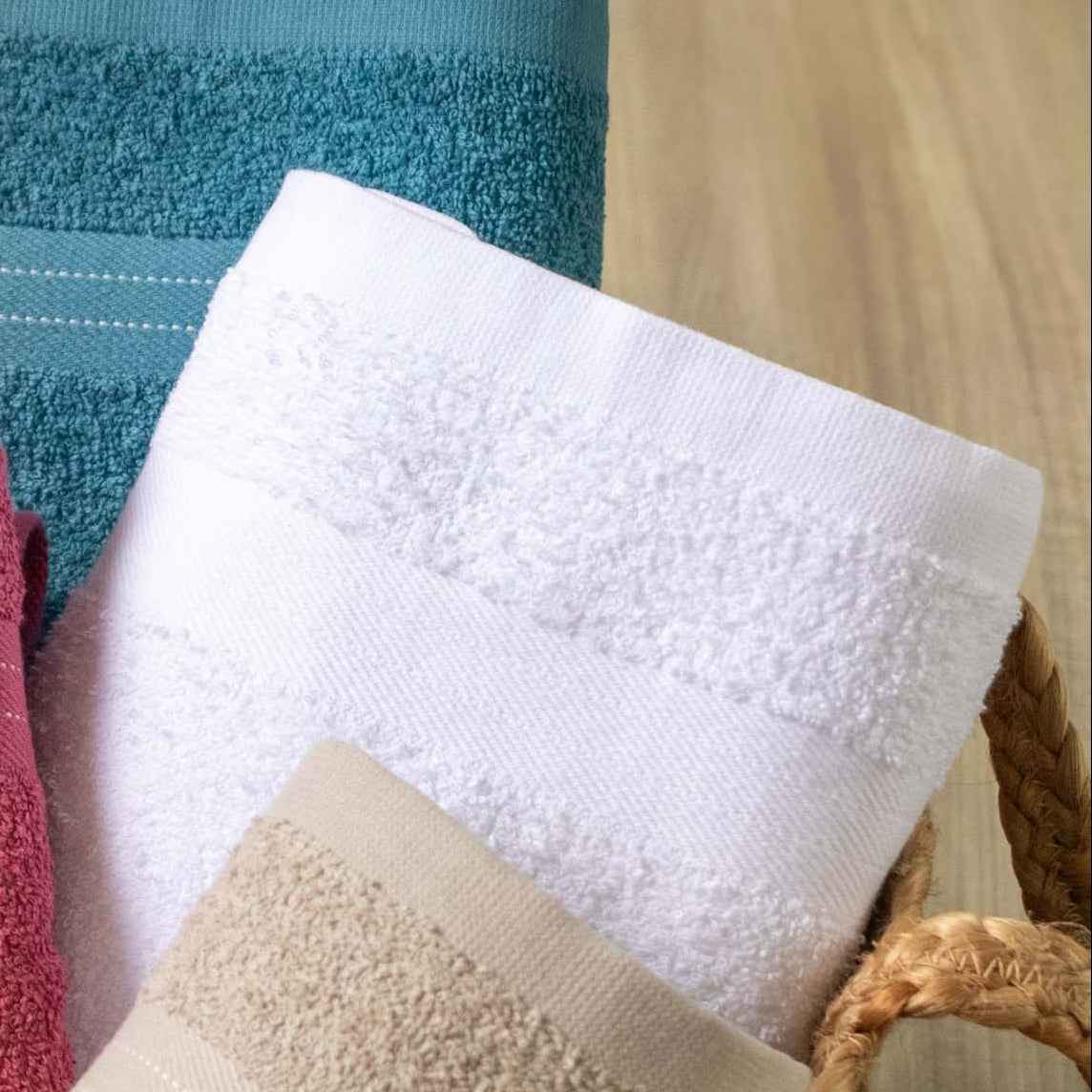 Toalla de Manos Amparo 40x65cm 350gr Blanco